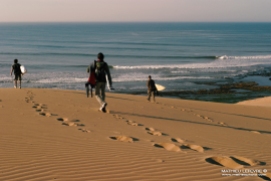 Surfeurs du Cap Sim (Maroc)